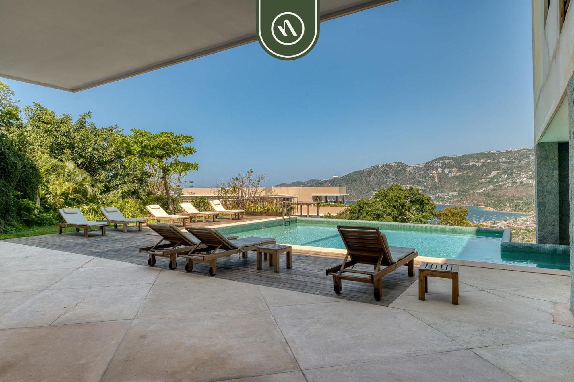 Luxury 4 Bedroom - Amazing Bay View - Pool *